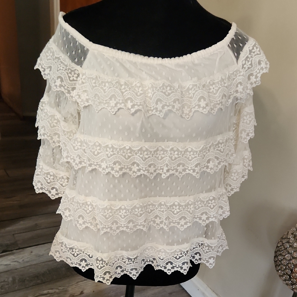 Express Elegant White Lace Off-Shoulder Top